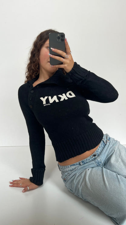 00s DKNY black jumper- size L