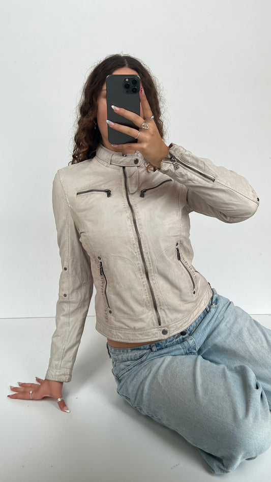 00s white leather jacket- size M