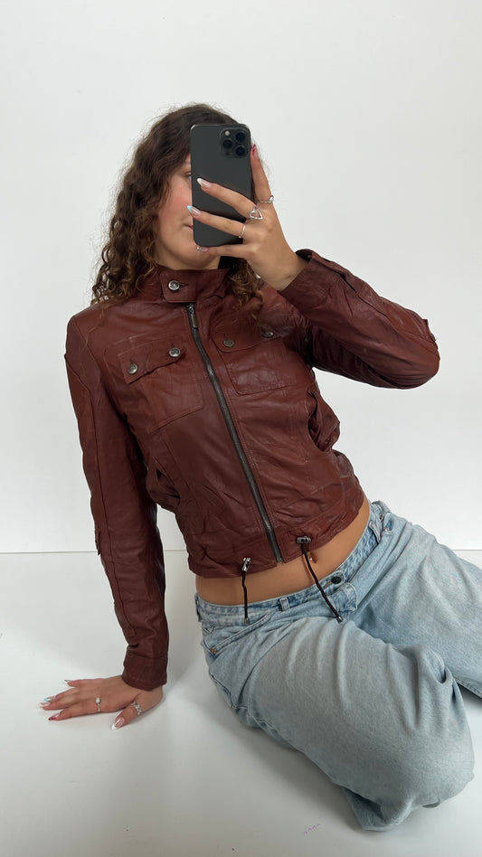 00s burgundy brown leather jacket- size M