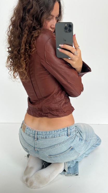 00s burgundy brown leather jacket- size M