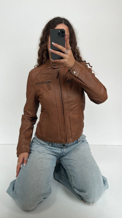 00s brown leather jacket- size M