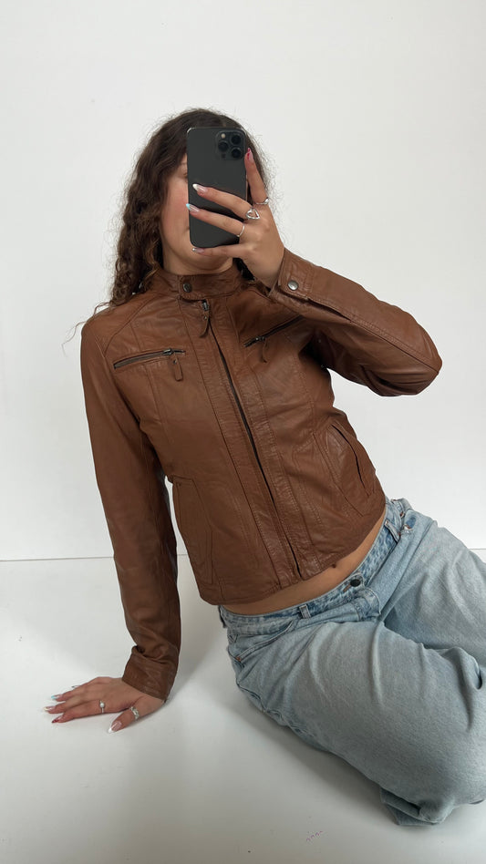 00s brown leather jacket- size M