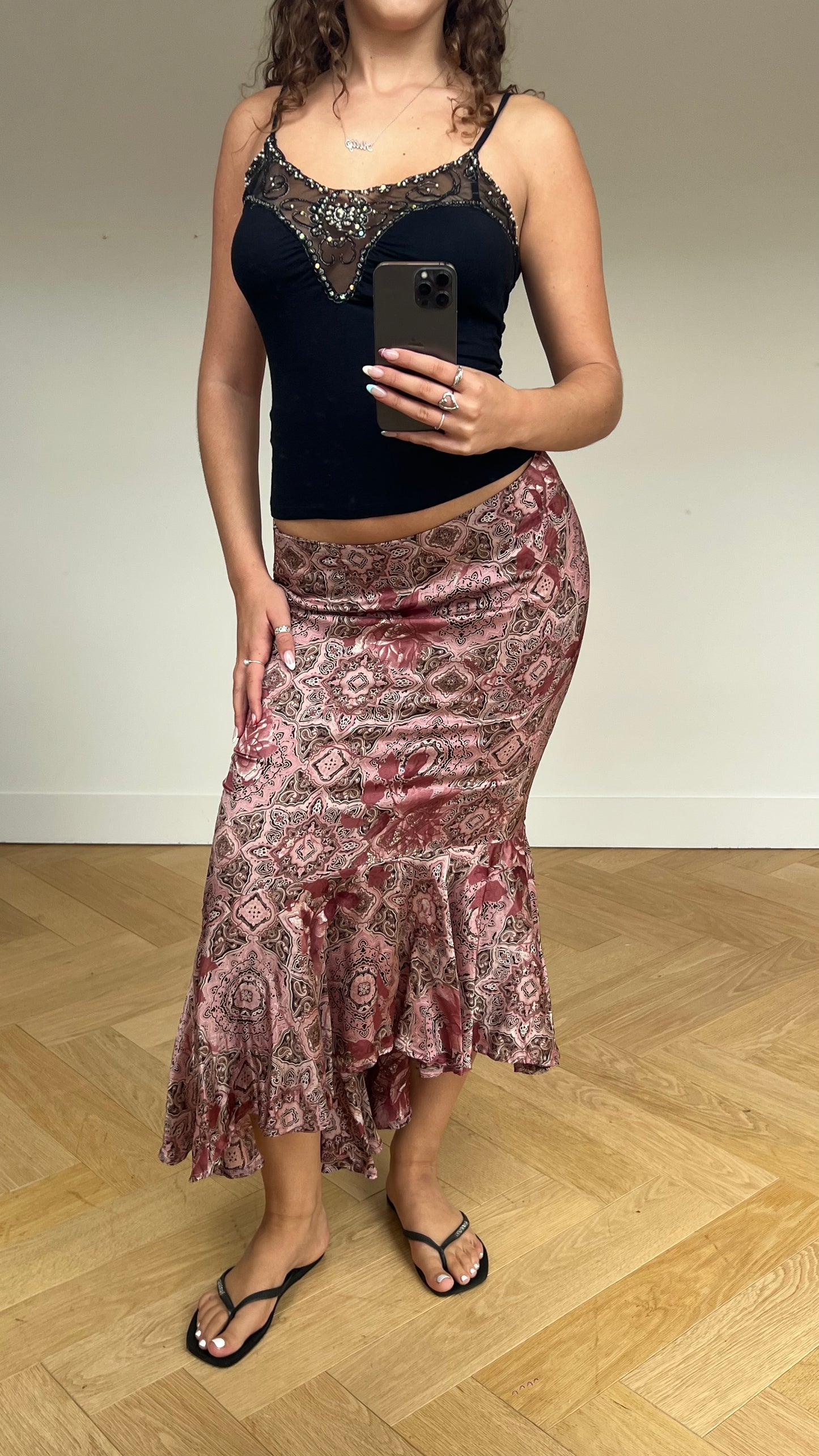 00s pink satin pattern maxi skirt- size M