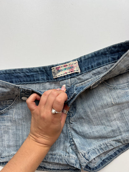 00s denim mini shorts- size S
