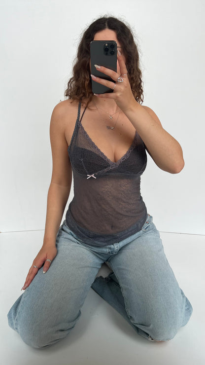 00s grey lace cami- size M