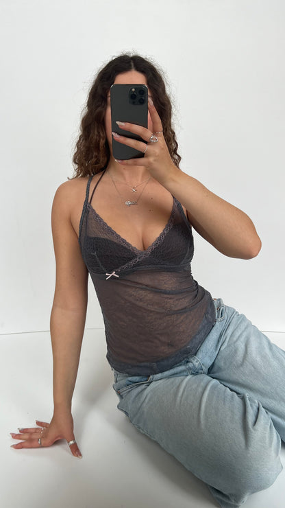 00s grey lace cami- size M