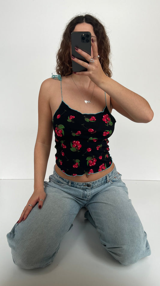 00s black cherry cami- size M