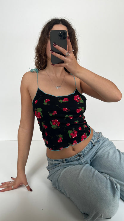 00s black cherry cami- size M
