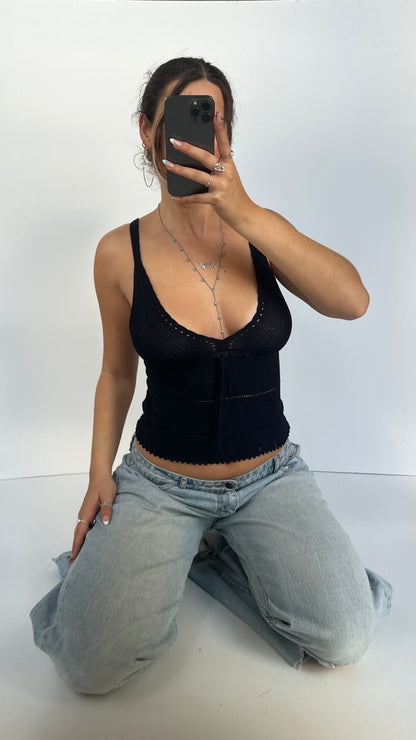 00s black knit cami- size S