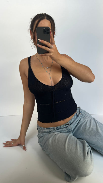 00s black knit cami- size S