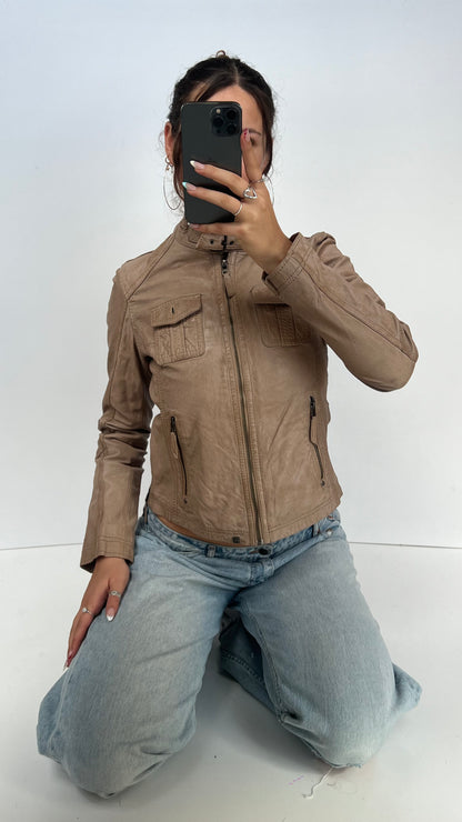 00s brown leather jacket- size M