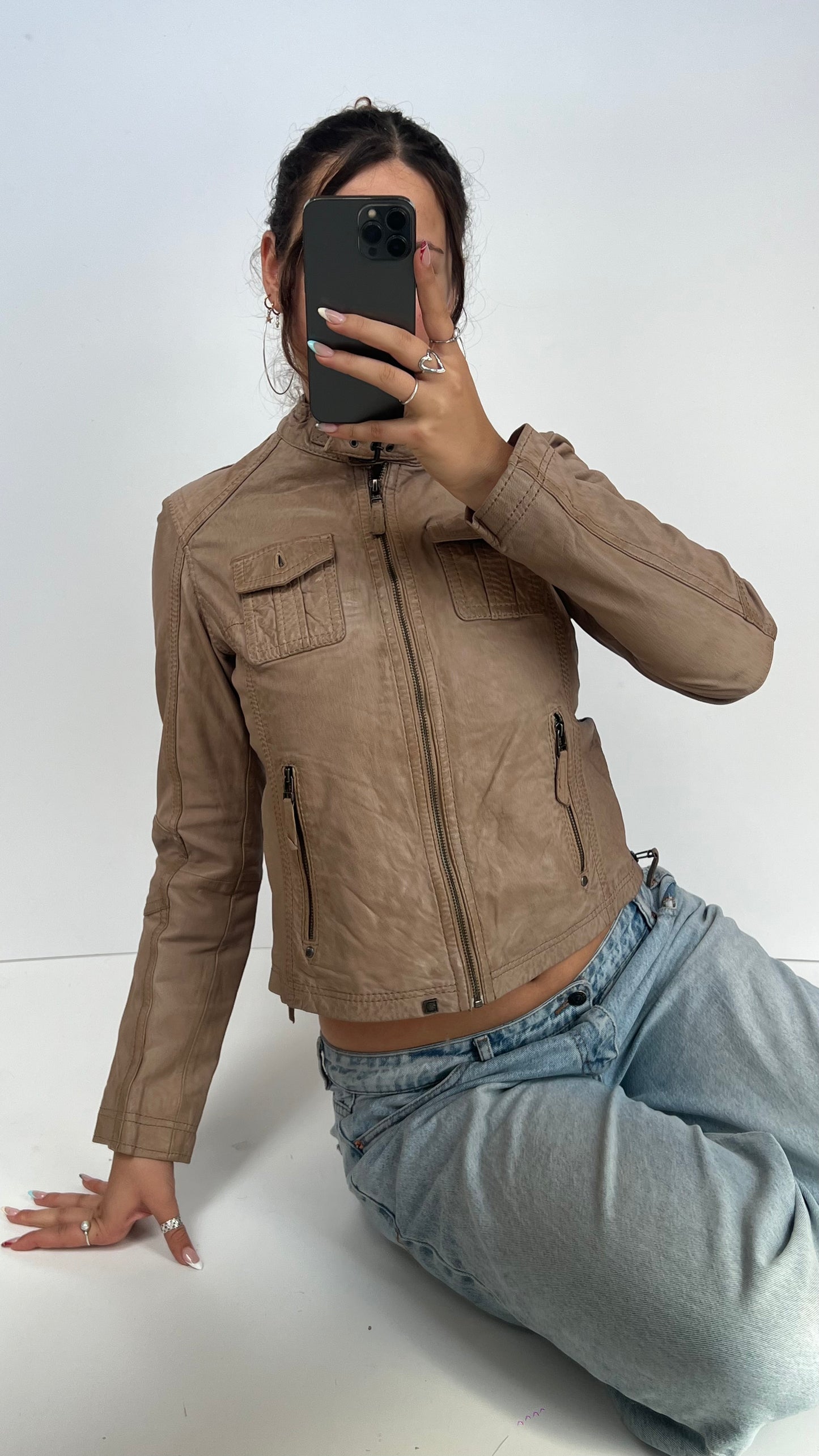 00s brown leather jacket- size M