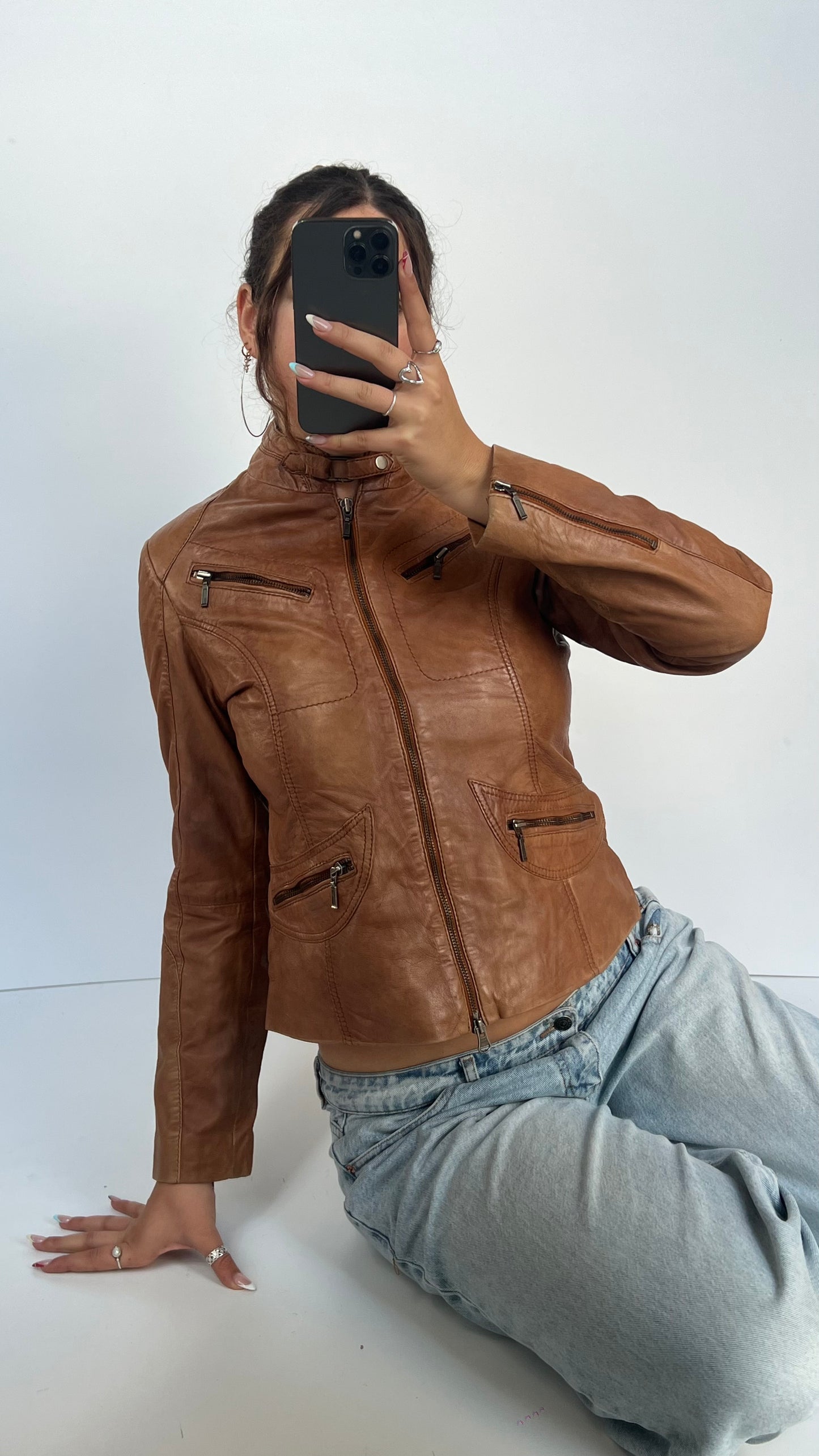 00s brown leather jacket- size M