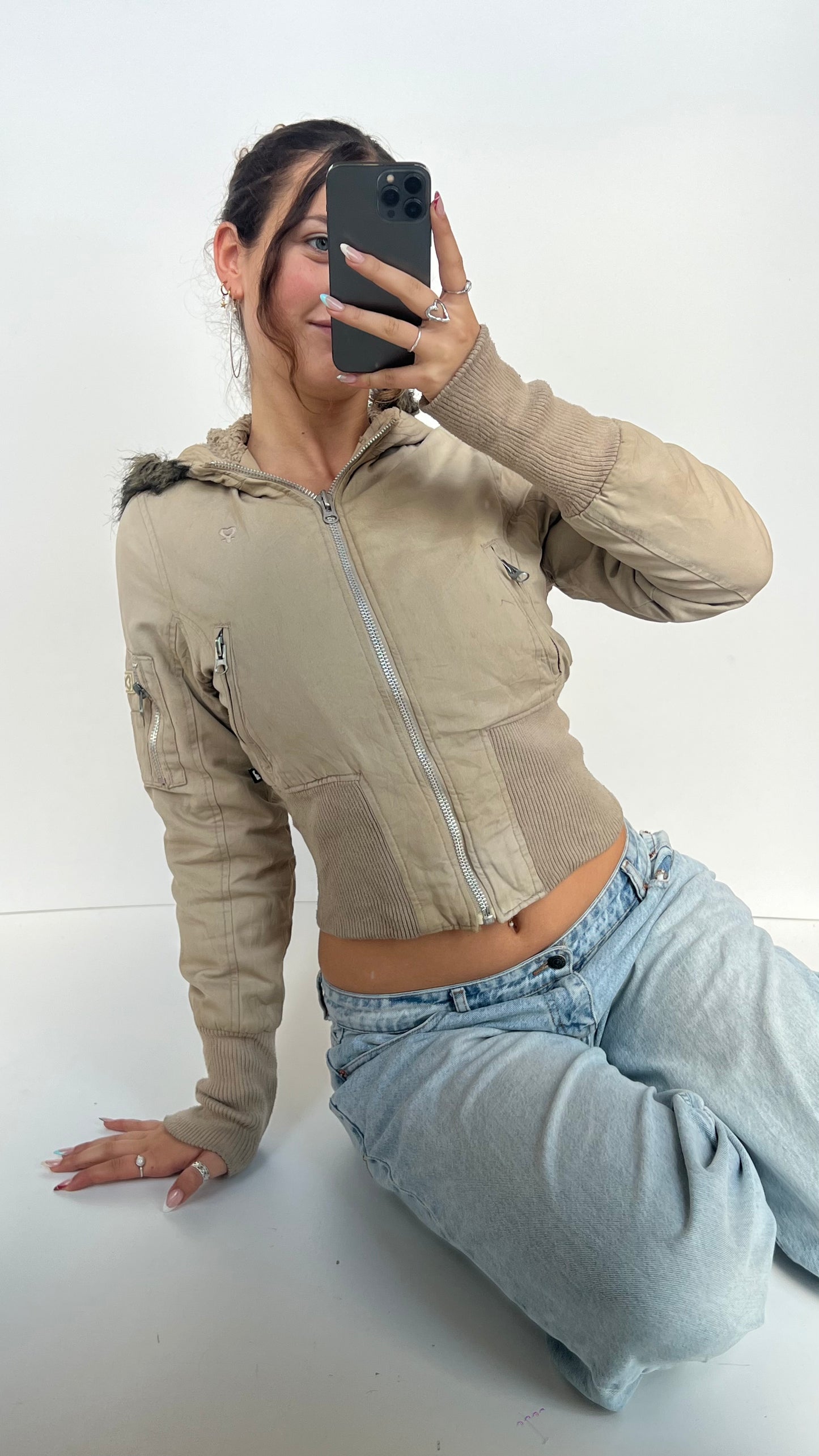 00s beige cinch jacket- size M
