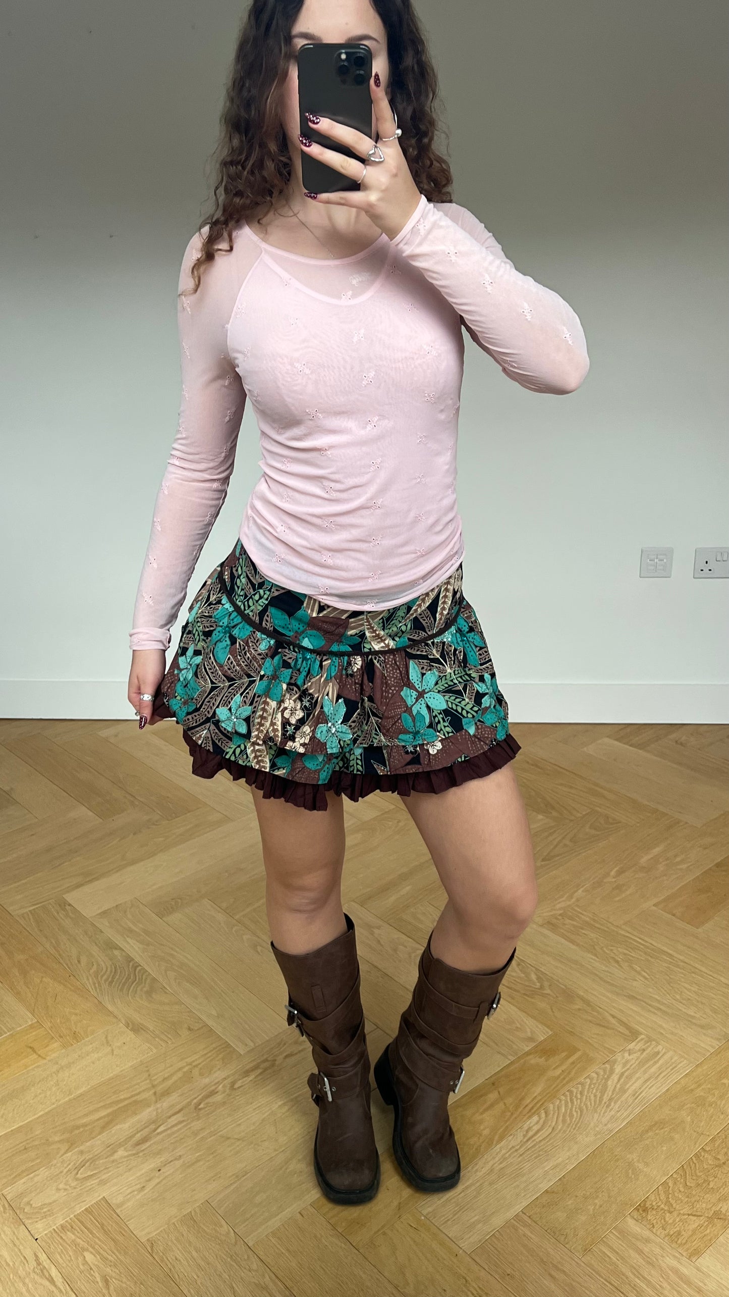 00s green brown floral mini skirt- size M