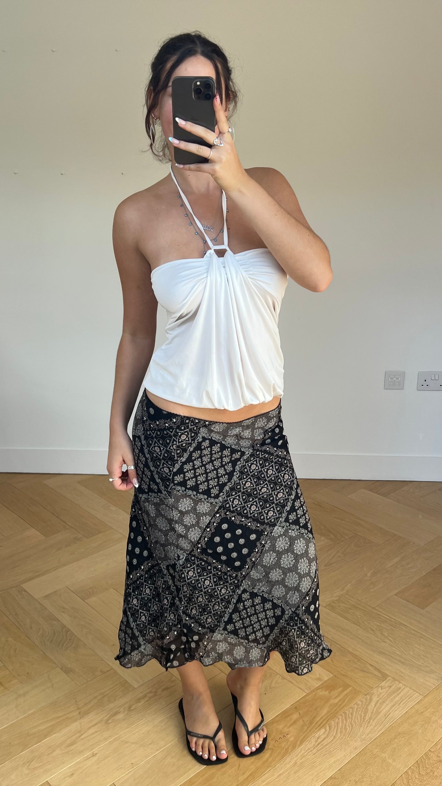 00s black patterned skirt- size L