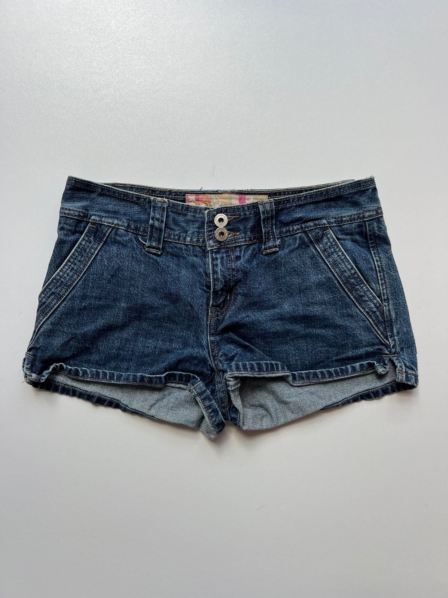 00s denim mini shorts- size S