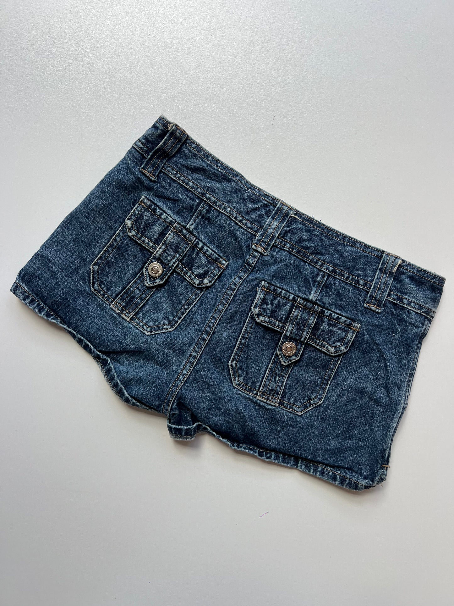 00s denim mini shorts- size S