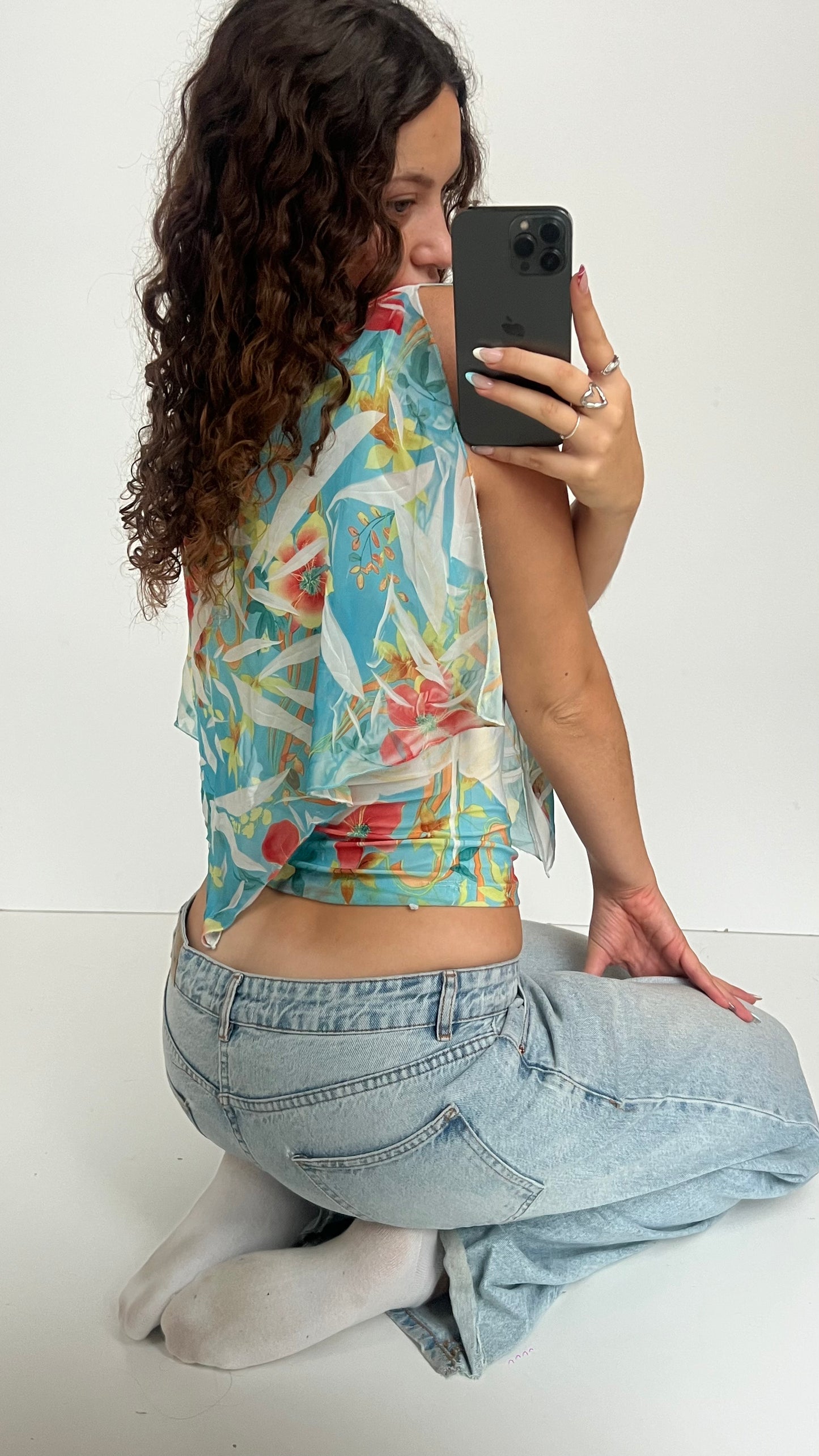00s blue floral top- size M