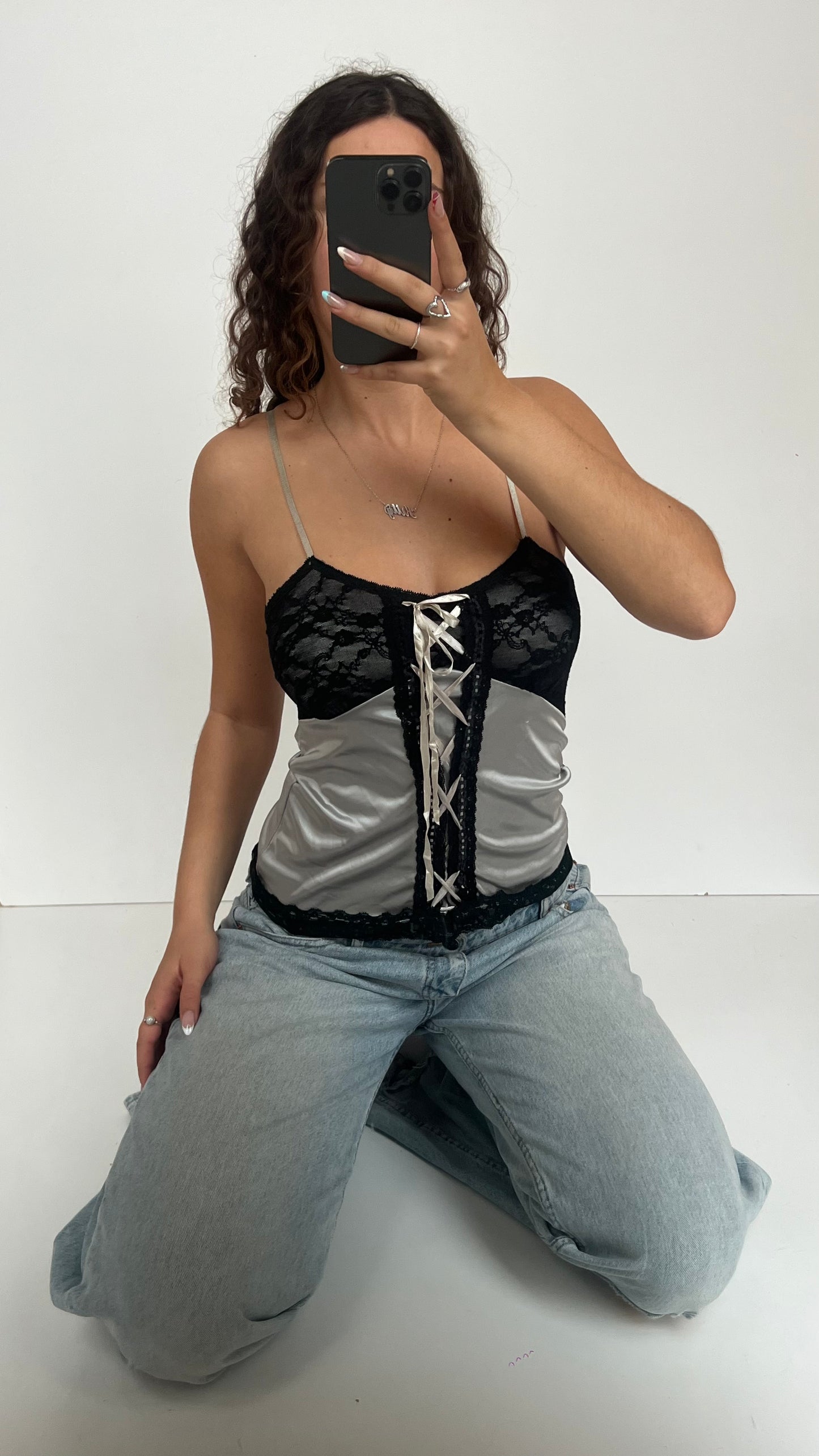 00s silver lace cami- size S