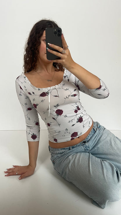 00s white floral top- size M