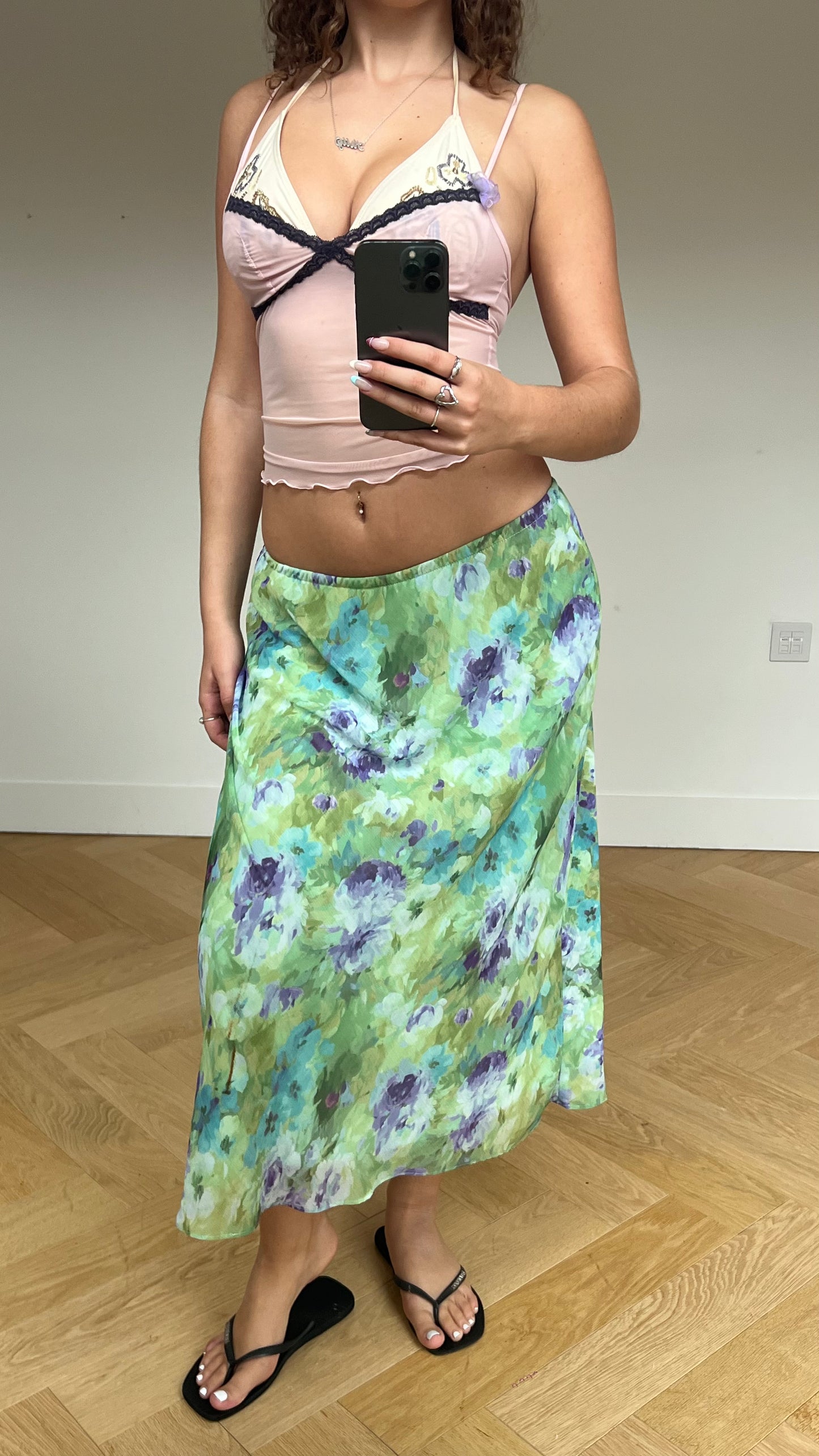 00s green floral maxi skirt- size M