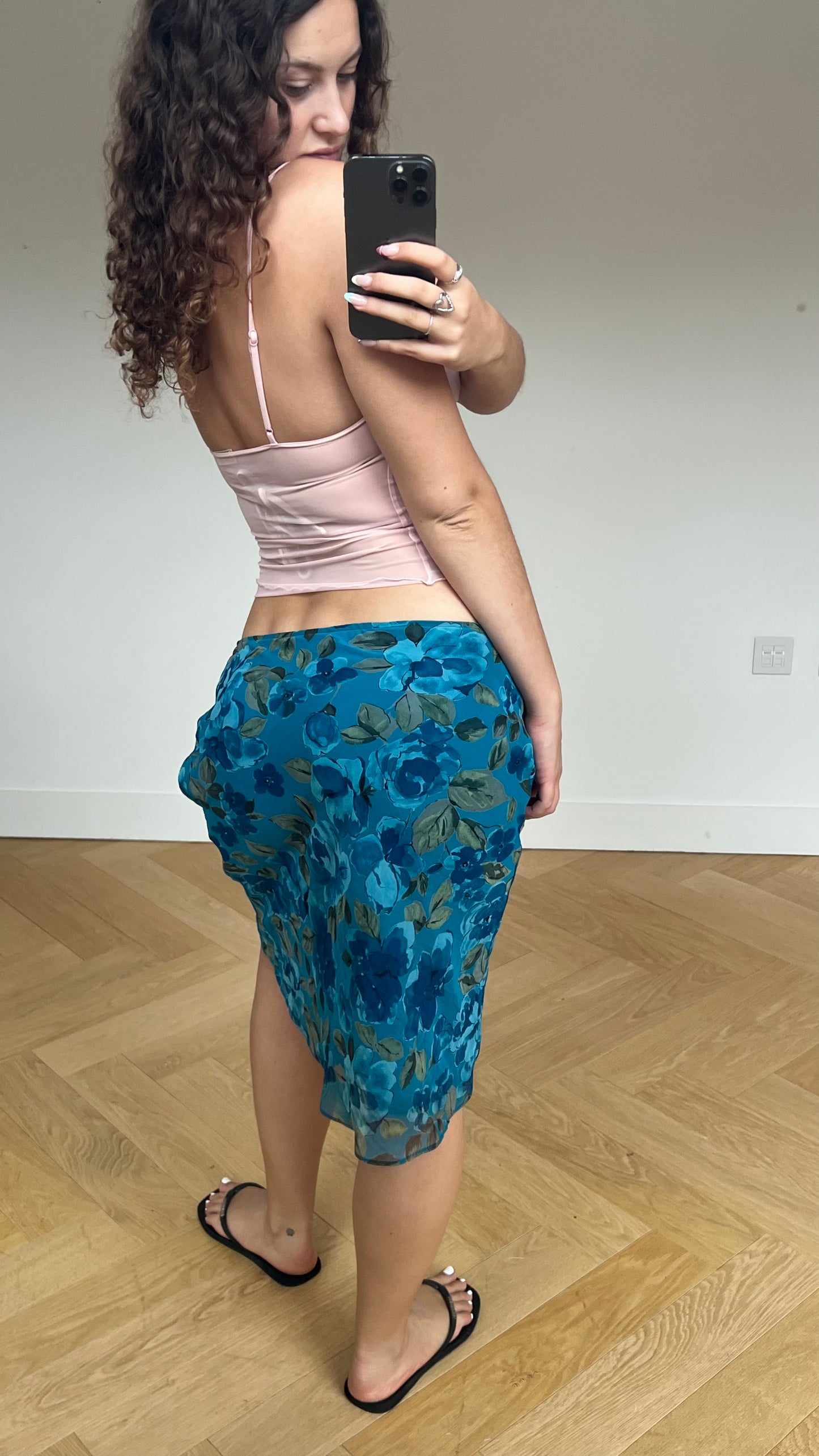 00s blue floral midi skirt- size S