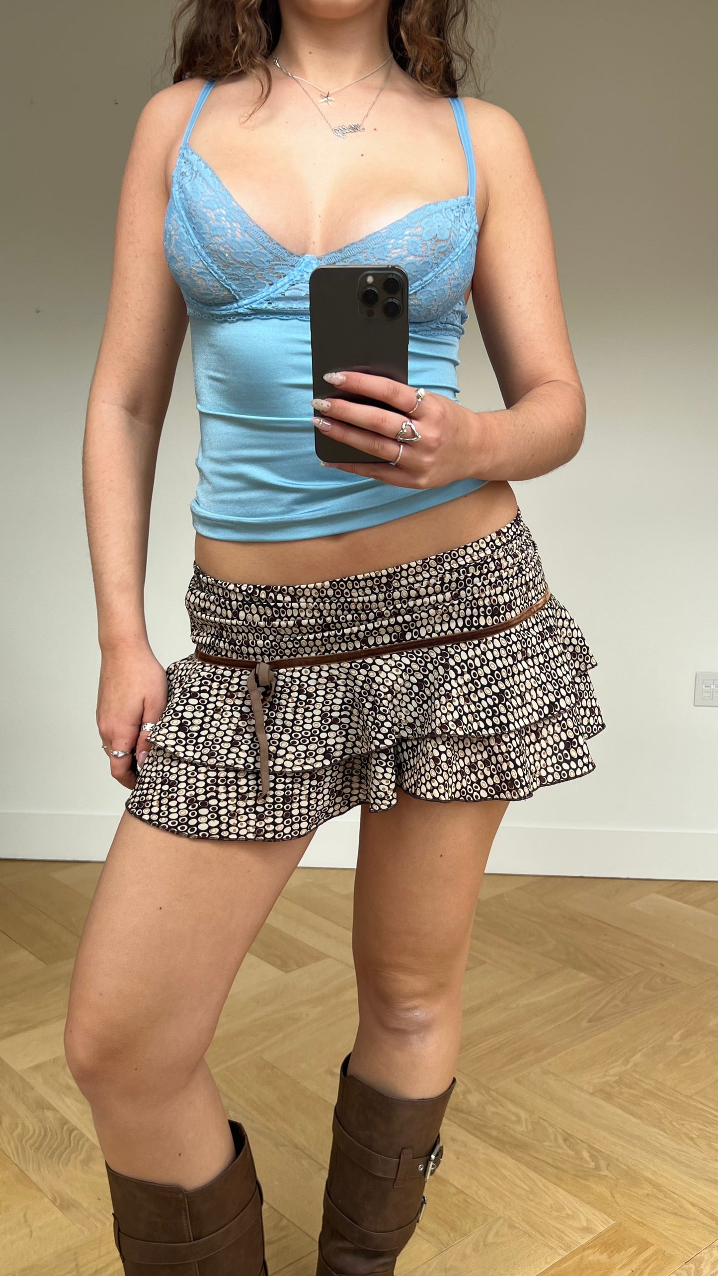 00s brown patterned mini skirt- size M