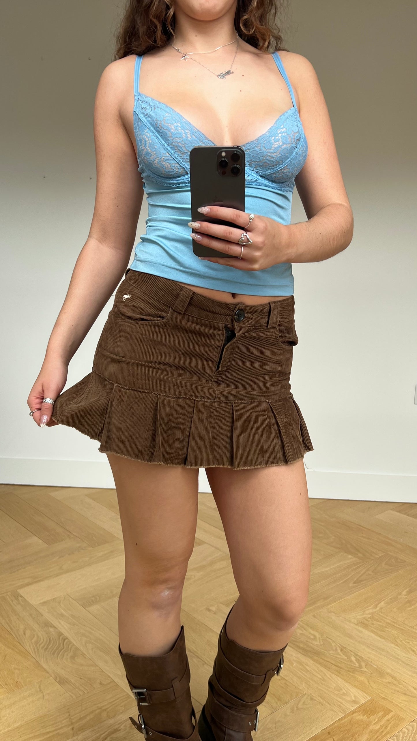 00s brown corduroy mini skirt- size M