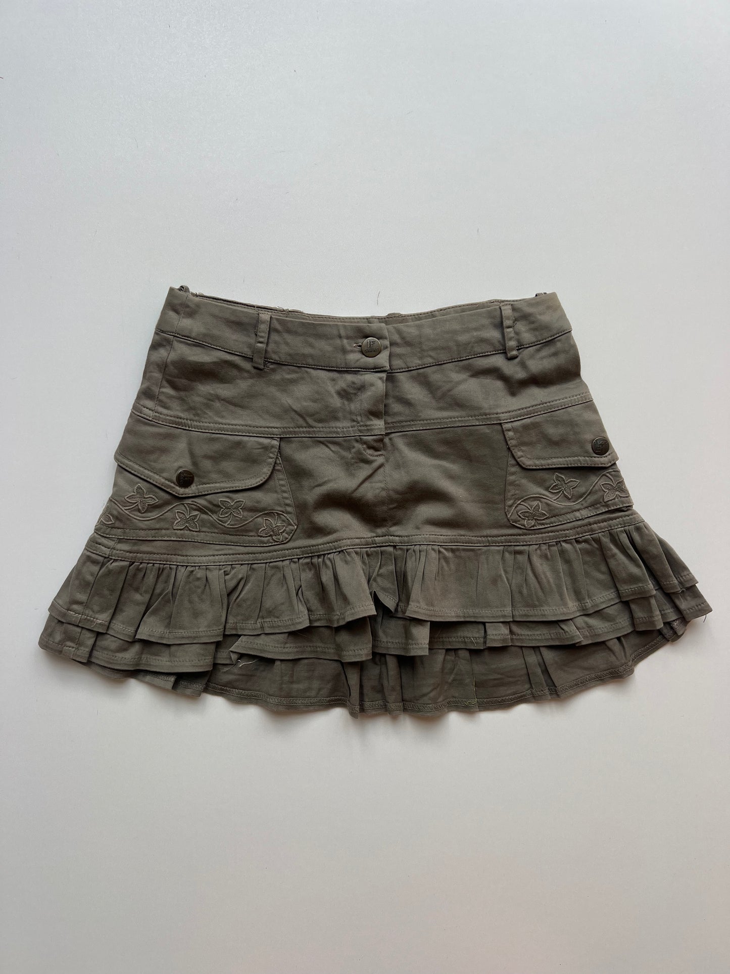 00s khaki ruffle mini skirt- size S