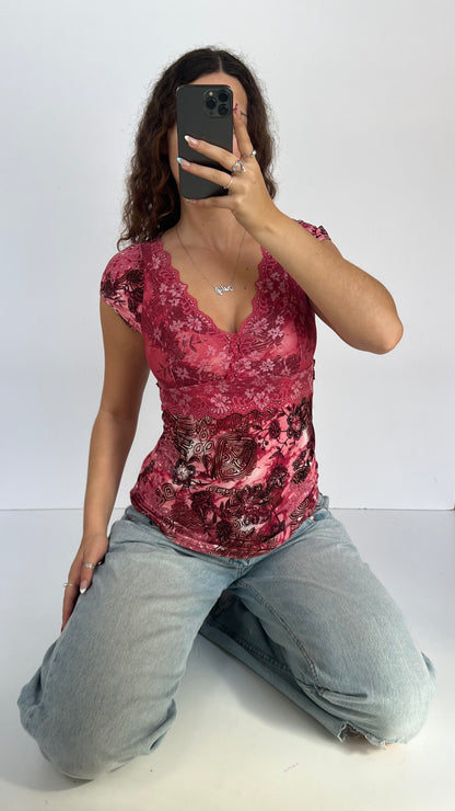 00s pink lace top- size L