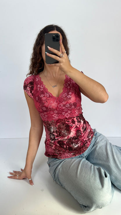 00s pink lace top- size L