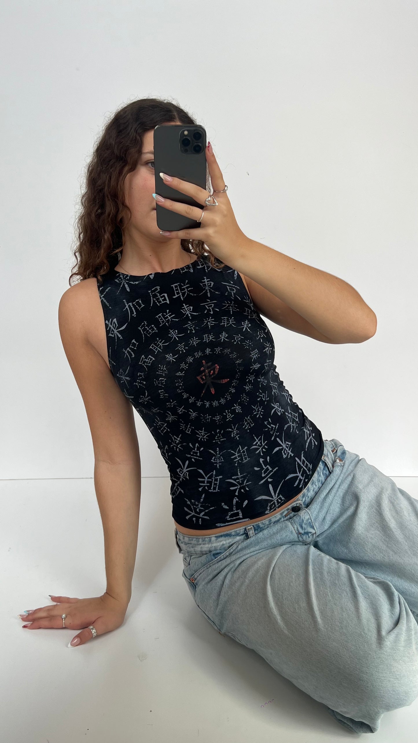 00s black graphic tank- size S