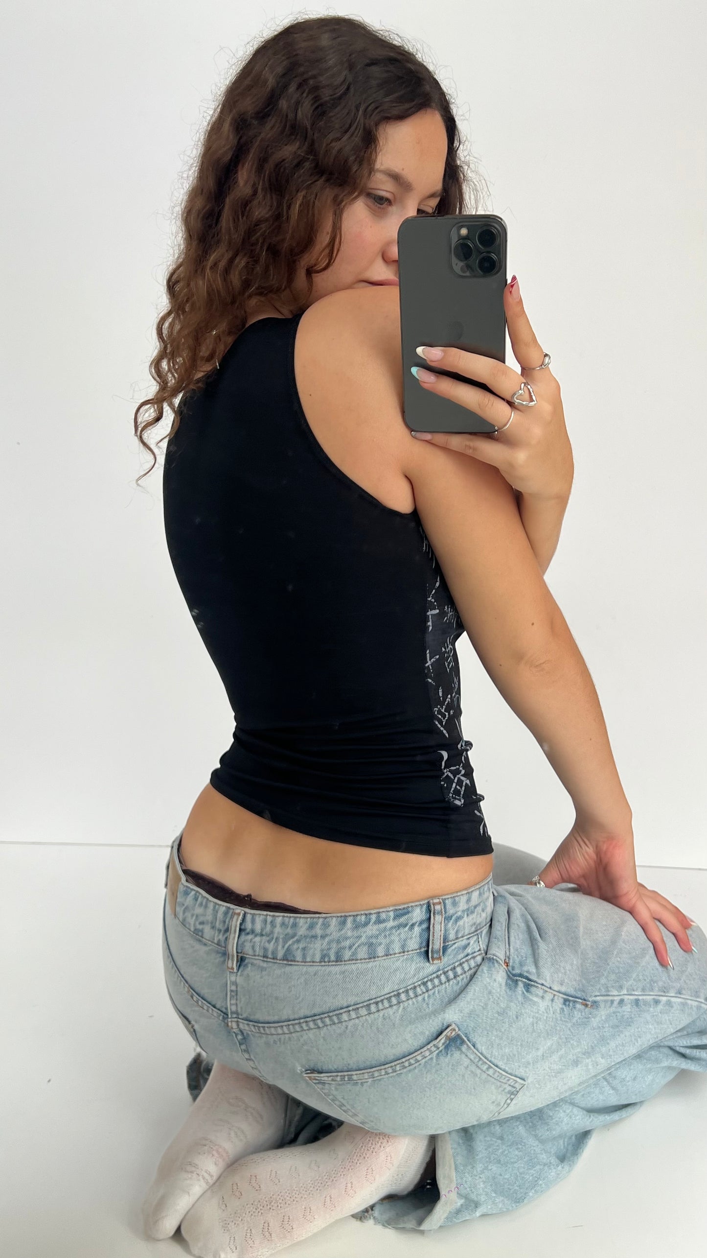00s black graphic tank- size S