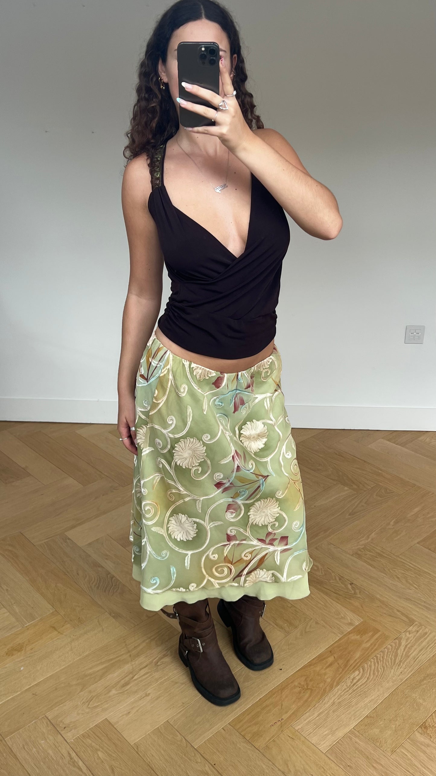 00s green floral midi skirt- size L