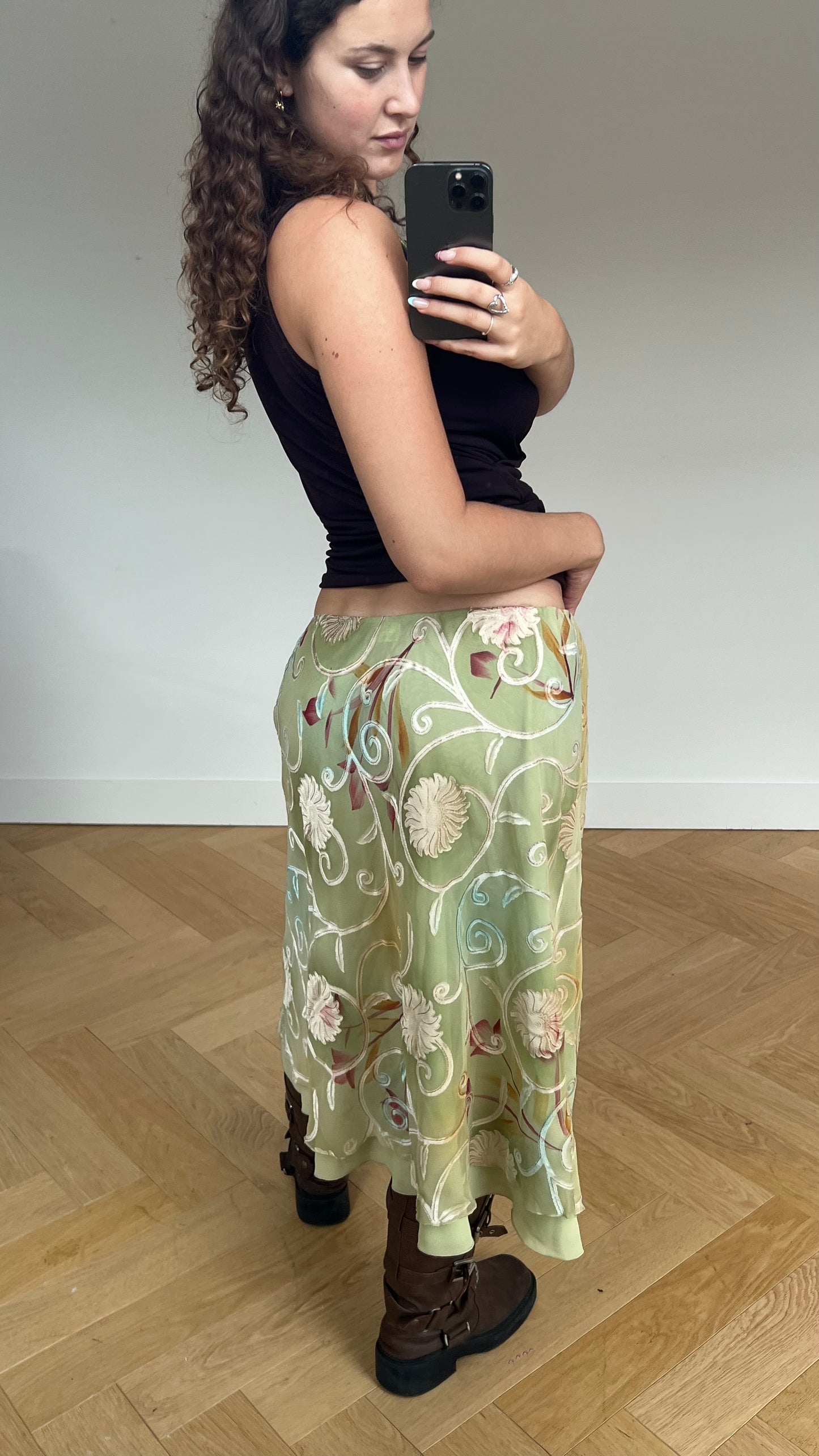 00s green floral midi skirt- size L
