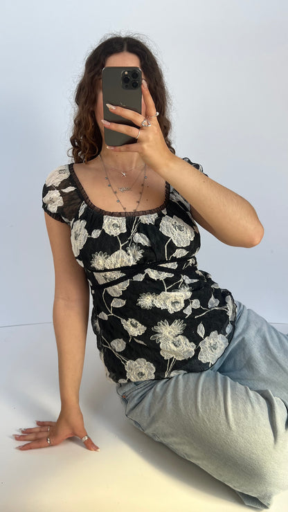 00s black floral lace top- size XL