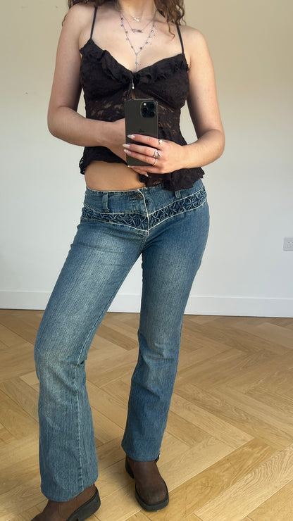 00s flared jeans- size M