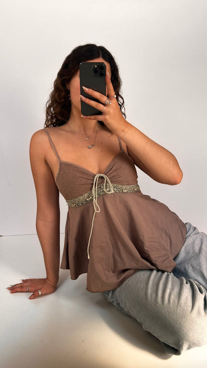 00s brown crochet cami- size M