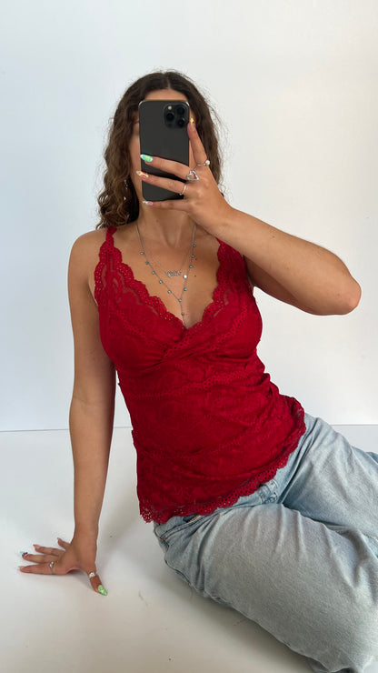 00s red lace cami- size L