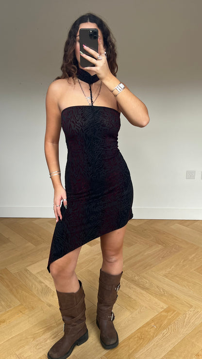 00s red black velvet dress- size S