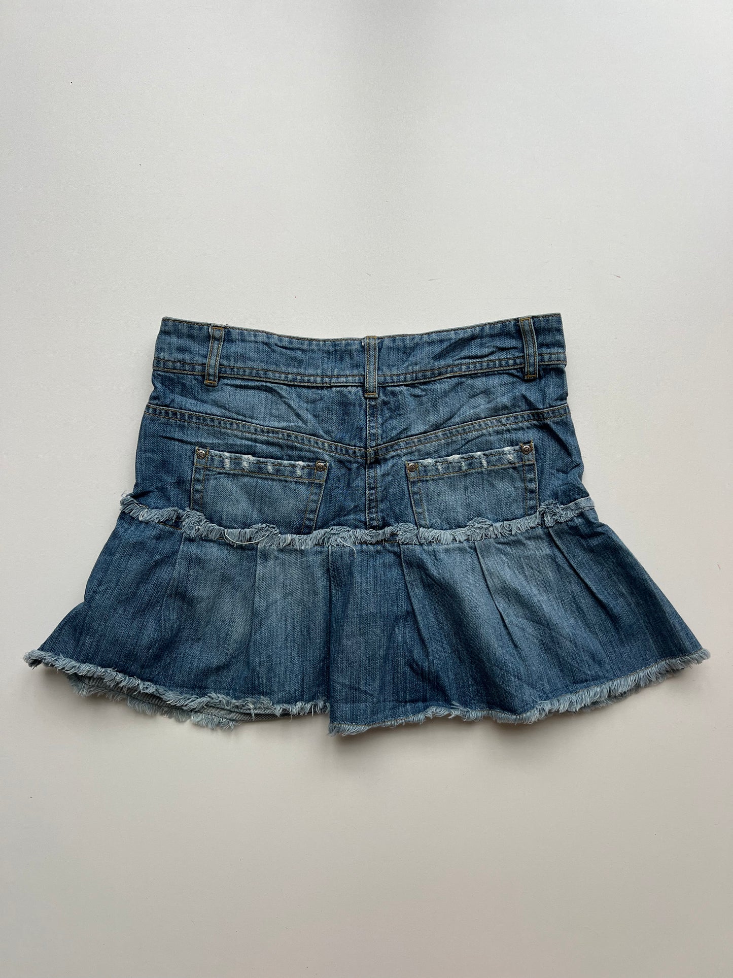 00s pleated denim mini skirt- size S