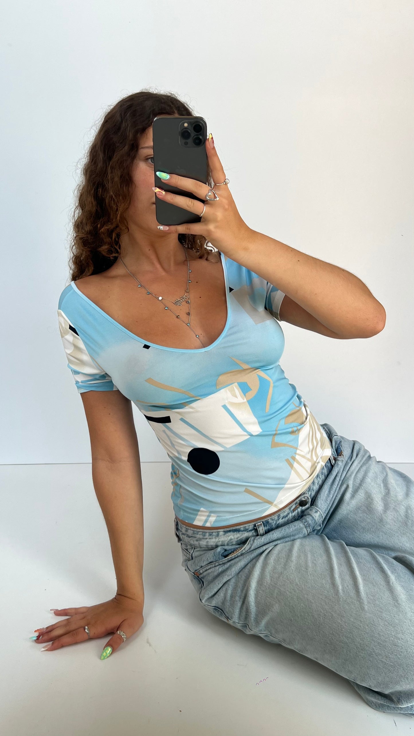 00s blue patterned top- size M