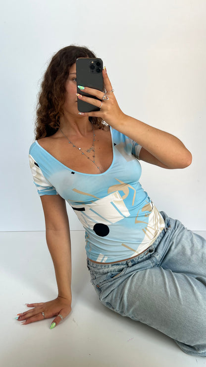 00s blue patterned top- size M