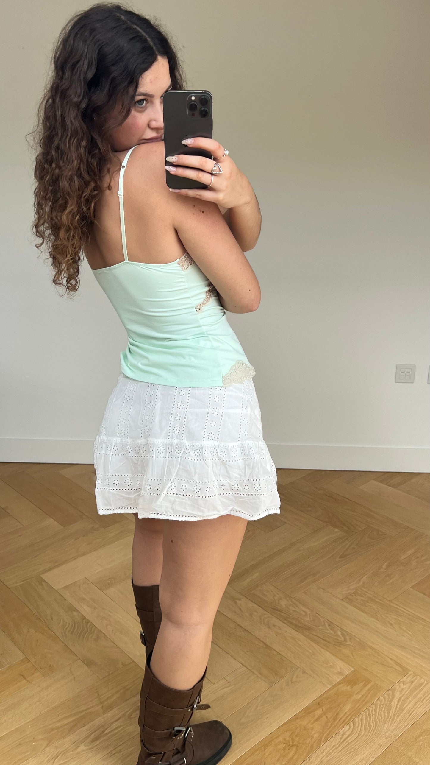 00s white lace mini skirt- size XS