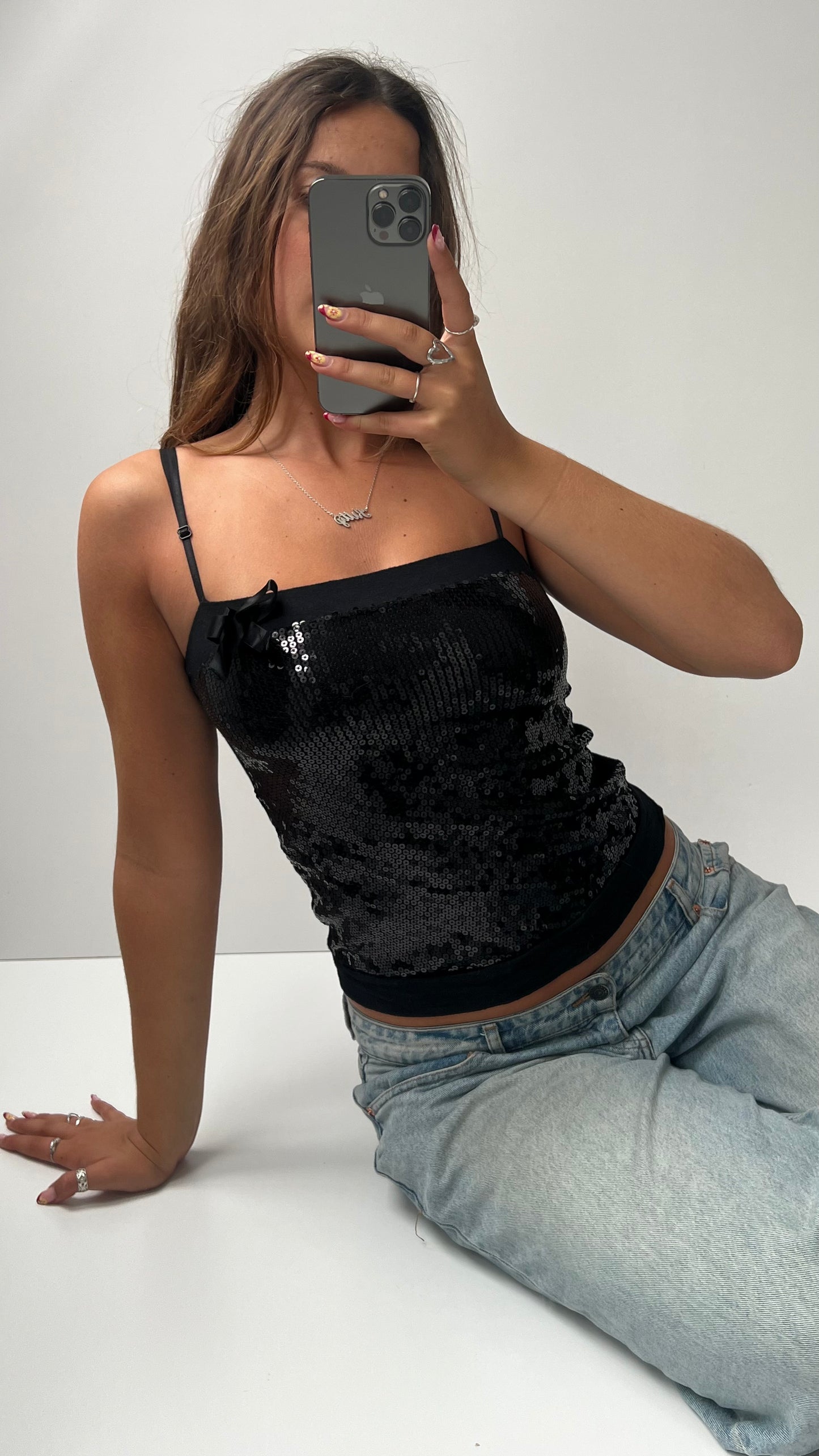 00s black sequin cami- size S