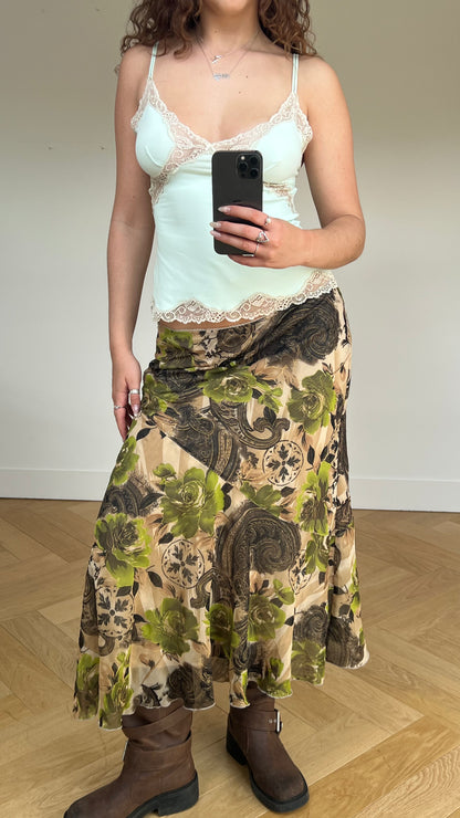 00s green floral maxi skirt- size M