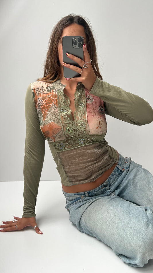 00s green pink long sleeve top- size S