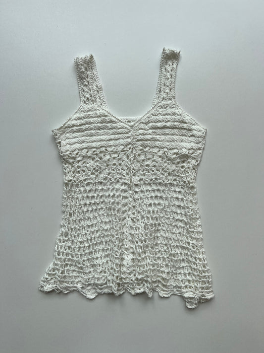 00s white crochet cami- size XS