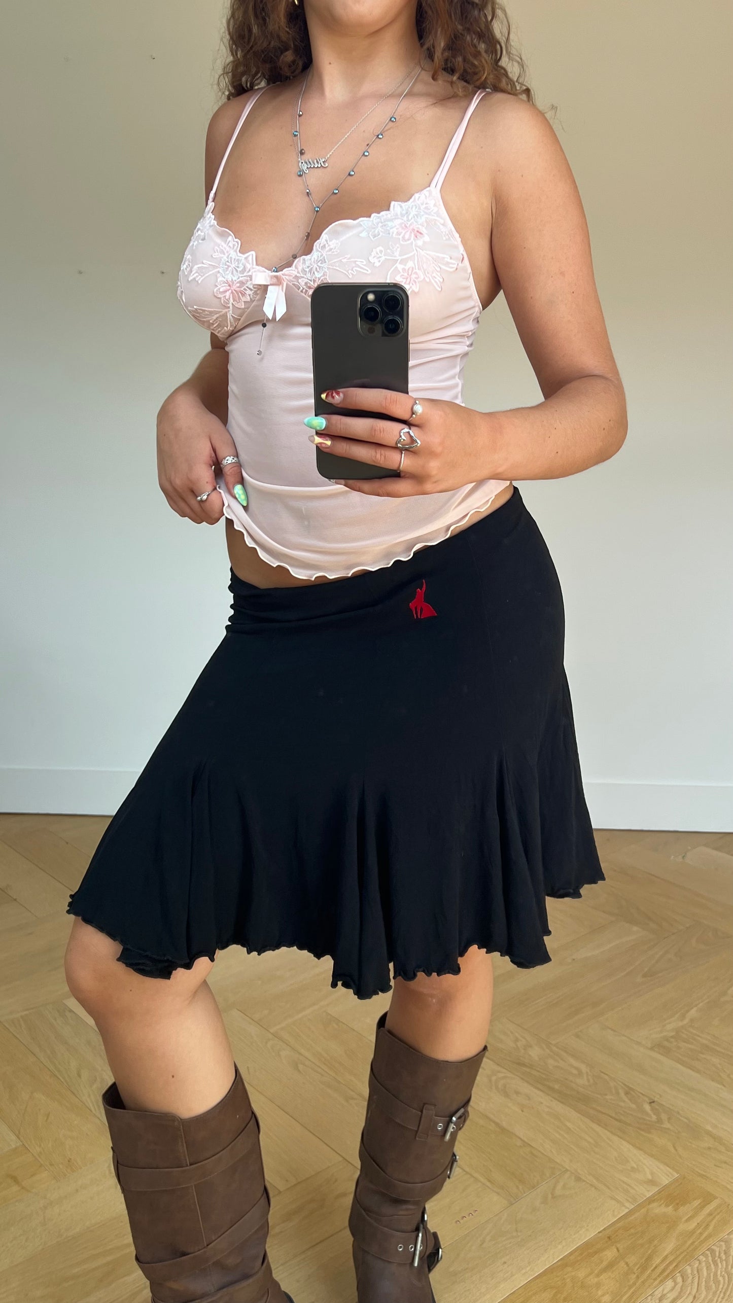 00s black floaty midi skirt- size S/M